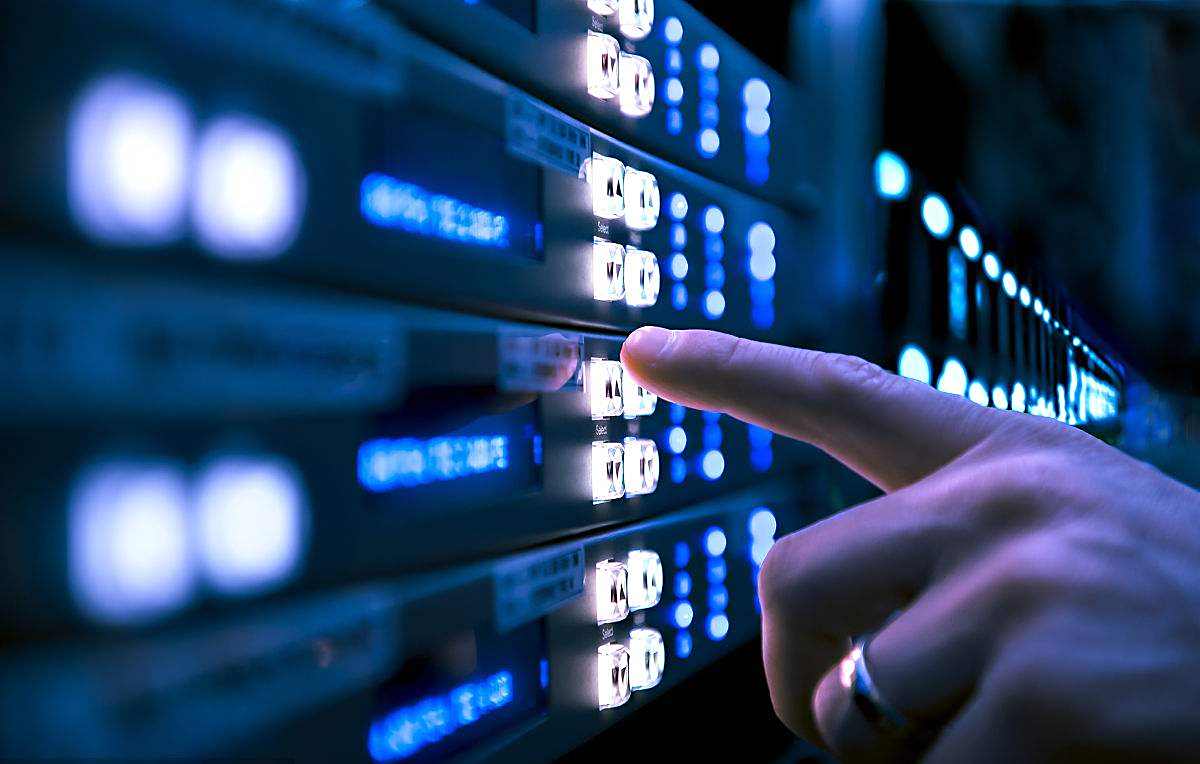 計(jì)算機(jī)專業(yè)畢業(yè)生的職業(yè)選擇 為何軟件開發(fā)熱，硬件開發(fā)冷？